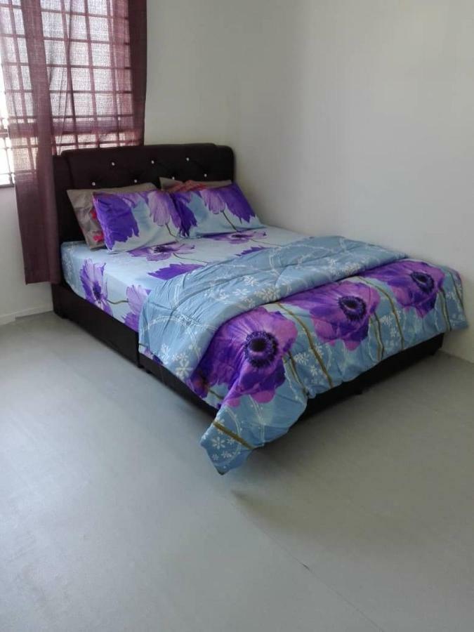 Homestay Hani Kuala Terengganu Exterior foto